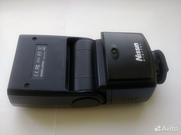 Вспышка Nissin Di466 для Nikon