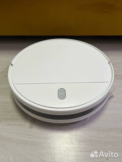 Робот-пылесос Xiaomi Mi Robot Vacuum Mop Essential