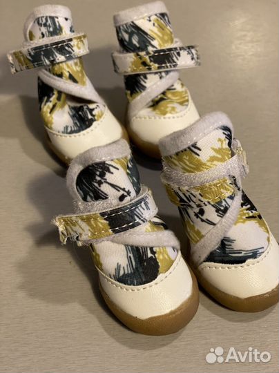 Ботинки для маленьких собак