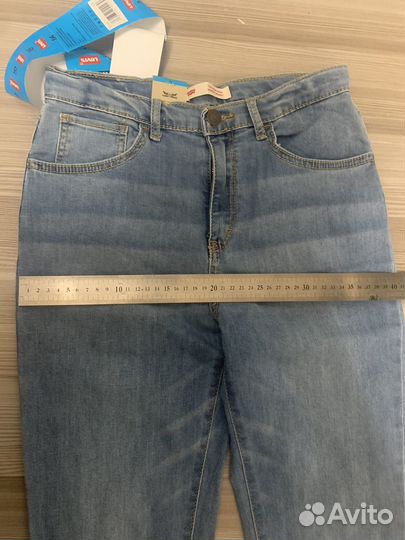 Джинсы для мальчика (девочки) слим Levis 10-13 лет