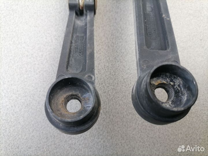 Поводок стеклоочистителя (дворник) Kia Sephia