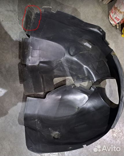 Подкрылок левый перед ford focus III 11