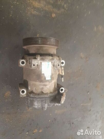 Компрессор кондиционера renault logan