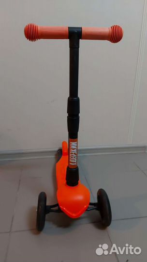 Самокат детский трехколесный