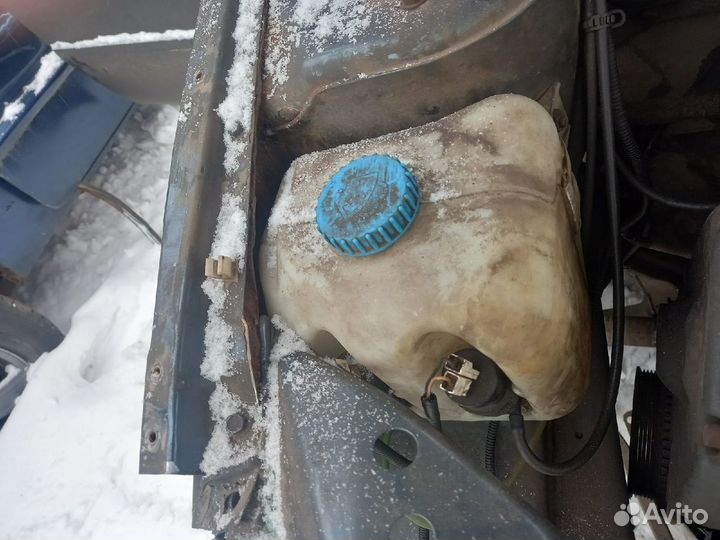 Бачок омывателя LADA Granta