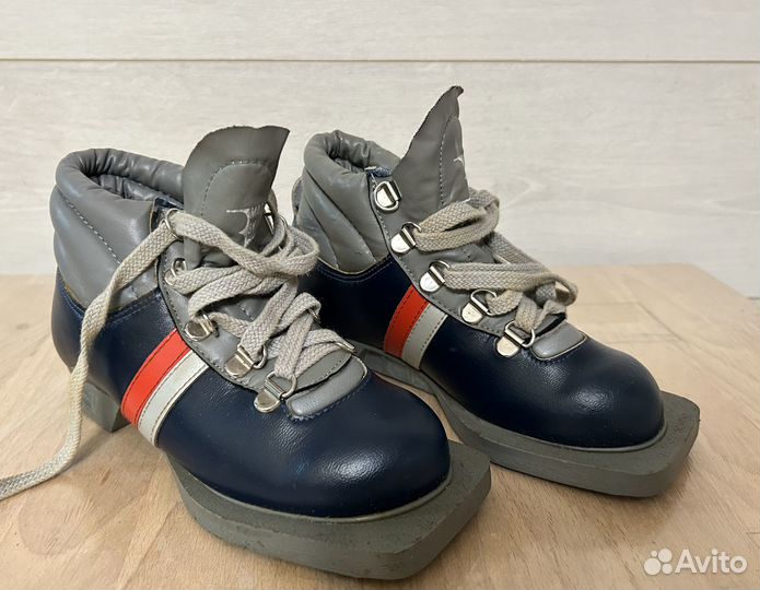 Детские лыжные ботинки botas 20,5