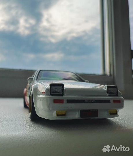 Коллекционная модель 1 64