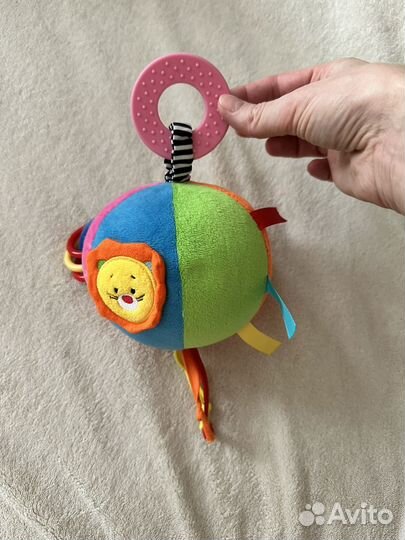 Игрушки мягкие развивающие
