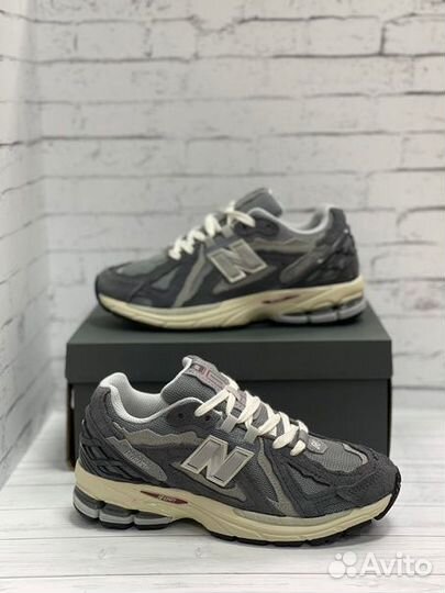 Кроссовки New Balance 1906D