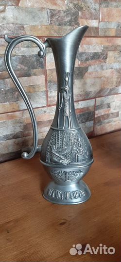 Кувшин декоративный