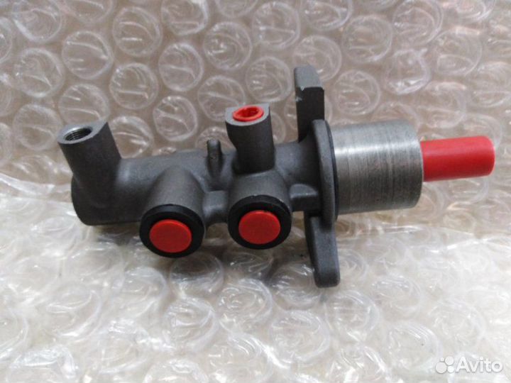 Главный тормозной цилиндр Opel Zafira A 1999-2005