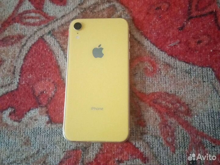 Телефон iPhone xr 64gb