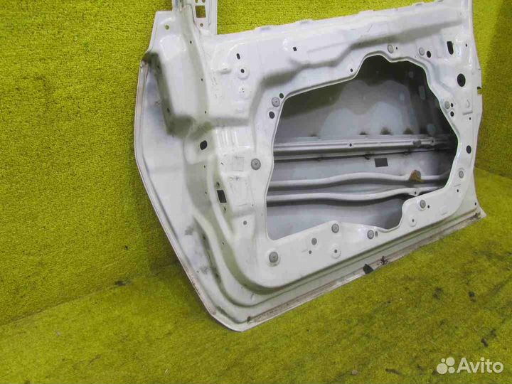 Дверь передняя правая Mazda Mazda2