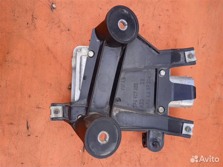 Блок смены полосы VW Touareg NF (2011-2018)