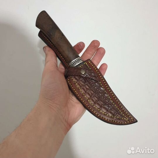 Нож из дамасской стали