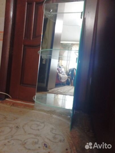 Полка угловая зеркальная