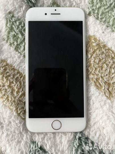Телефон iPhone 6s