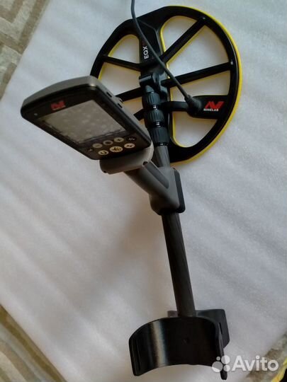 Упор для руки на Minelab Equinox 600 / 800