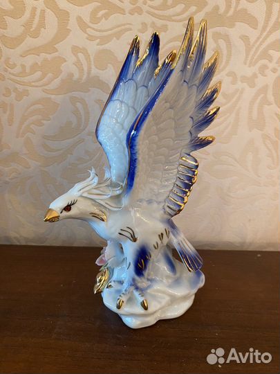 Статуэтки фарфор