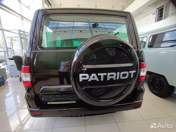 УАЗ Patriot 2.7 МТ, 2024