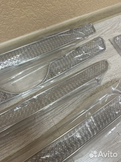 Накладки решётки Hyundai Santa Fe 2