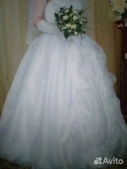 Свадебное платье 44 р