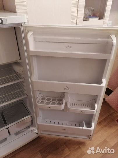 Холодильник бу Indesit