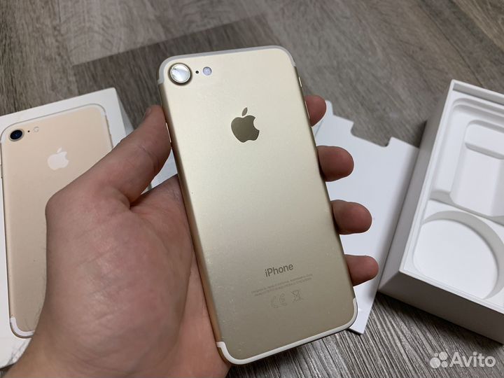 iPhone 7, 32 ГБ