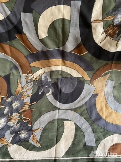 Набор платков и шарфиков