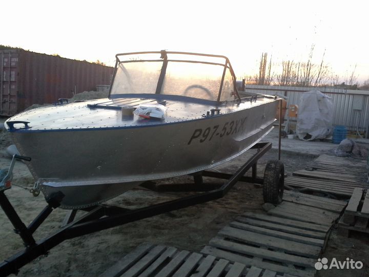 Моторная лодка Прогресс -2М с мотором yamaha 30 лс