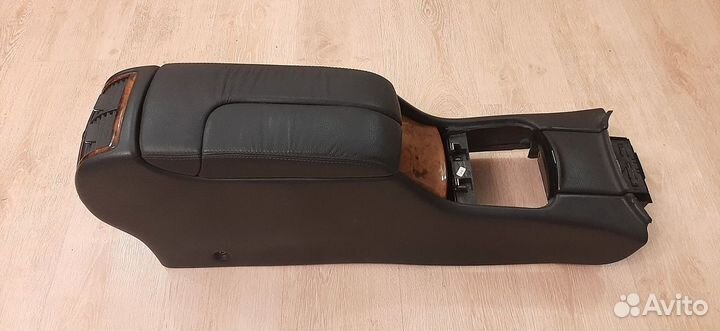 Подлокотник Mercedes S-Class W220 Рестайлинг