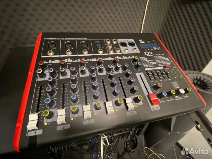 ZTX audio Mix 4.1.Fx микшерный пульт