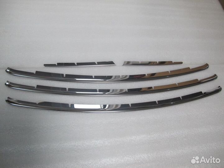 Накладки Prius 30 2009-2011г. в бампер на решетку