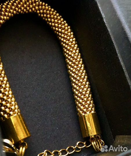 Браслет из бисера