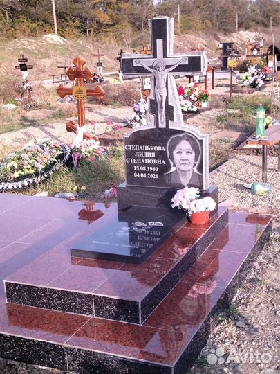 Памятники из гранита, благоустройство могил