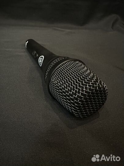 Микрофон AKG P5S