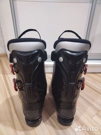 Горнолыжные ботинки