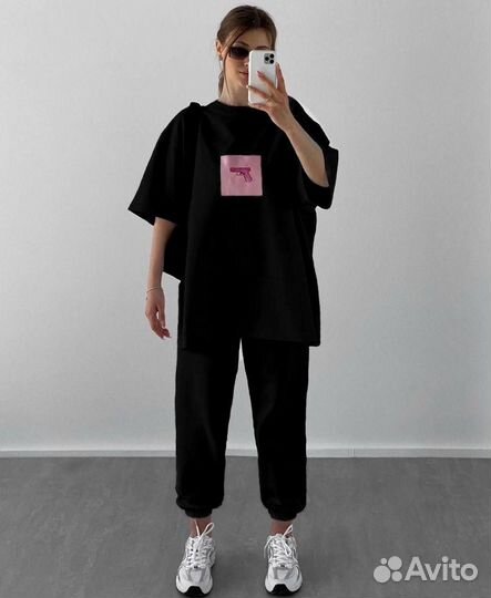 Женский костюм