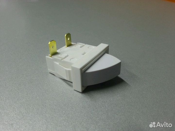 Выключатель света для холодильника