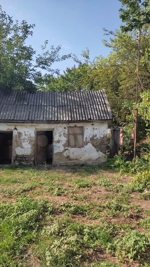 Дом 30 м² на участке 8 сот.