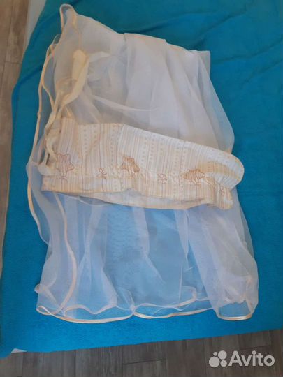 Накидка на детскую кроватку