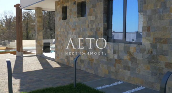 Коттедж 150 м² на участке 4 сот.