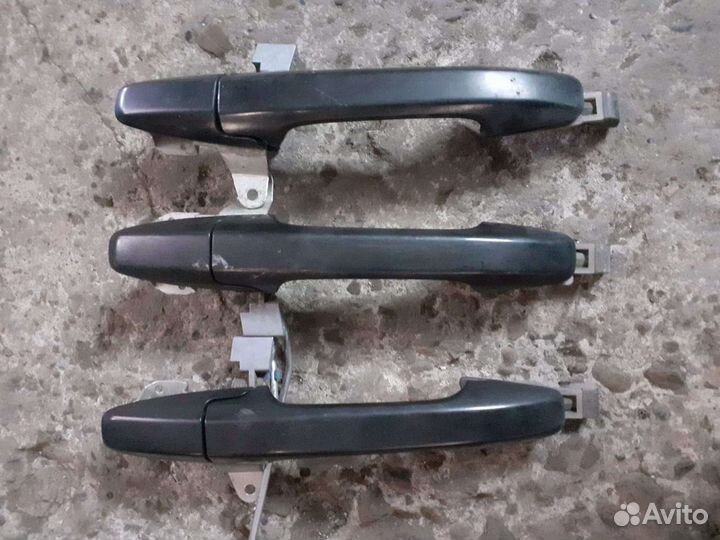 Ручка двери наружняя Honda Civic 4D 1.8