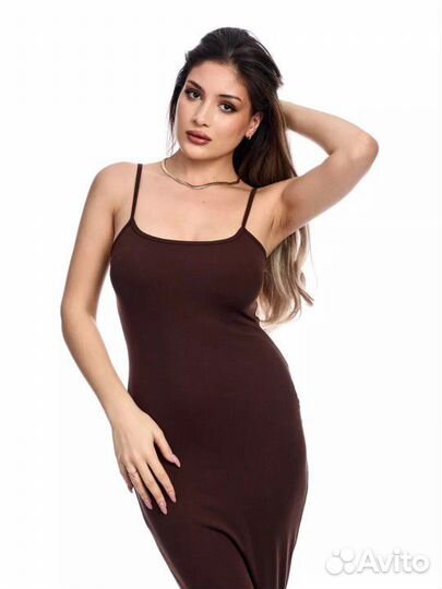 Облегающее платье макси в пол