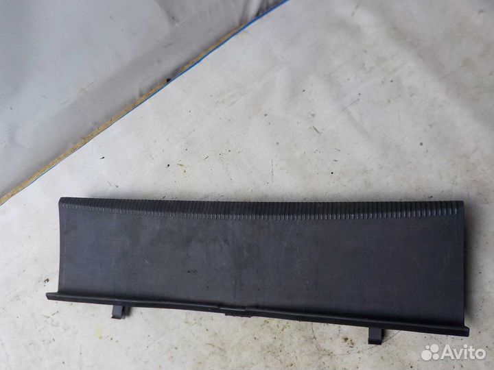 Накладка задней панели volkswagen passat B6