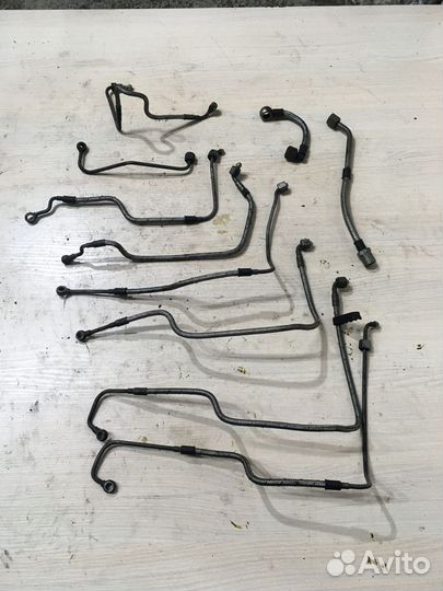 Трубка топливная Ауди 80 Б4 2.3