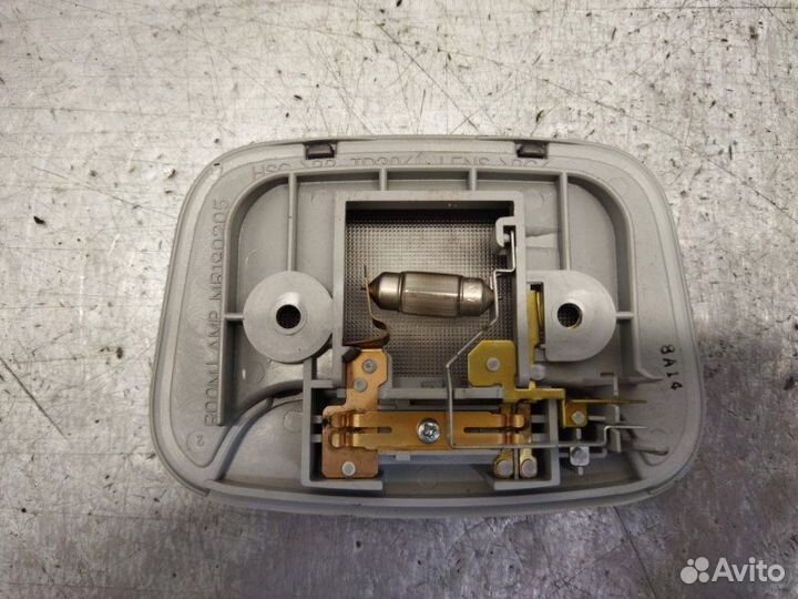 Плафон салонный Mitsubishi Lancer 9 седан