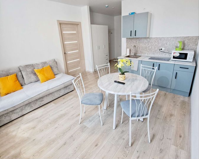 2-к. квартира, 45 м², 8/19 эт.