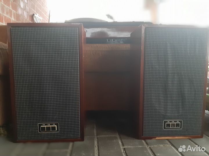 Проигрыватель Арктур 003 стерео с колонками