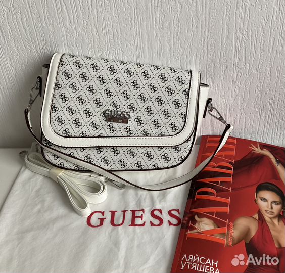 Сумка Guess белая новая